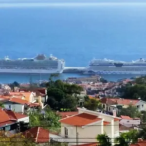 Casa De Ferias Dos Marmeleiros Funchal (Madeira)